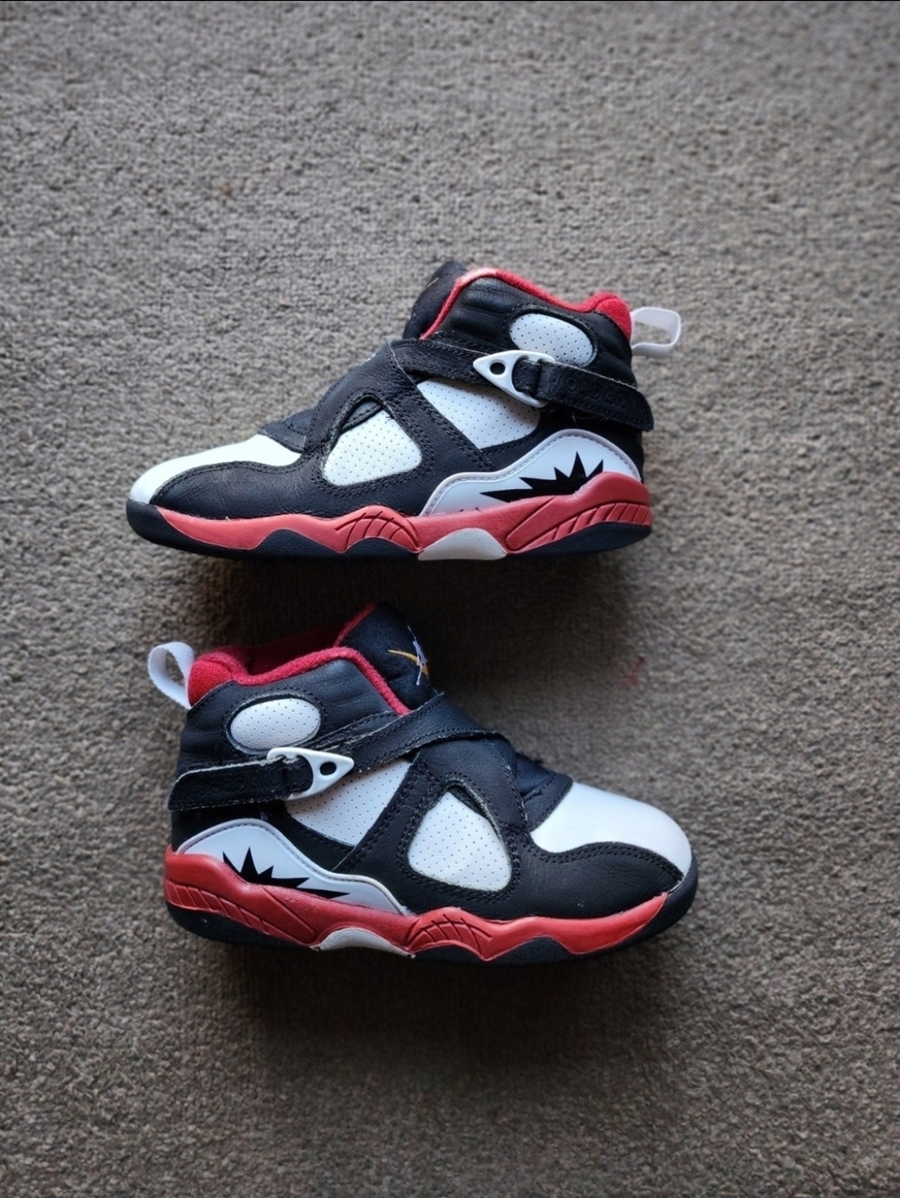 Jordan 8 Retro Paprika/Black-White